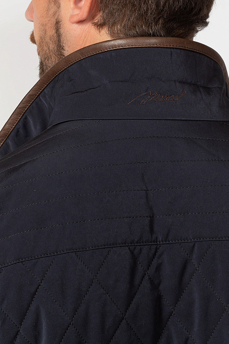 Утепленная стеганая куртка для мужчин бренда Meucci (Италия), арт. 4624/3 - фото. Цвет: темно-синий с коричневой отделкой. Купить в интернет-магазине https://shop.meucci.ru
