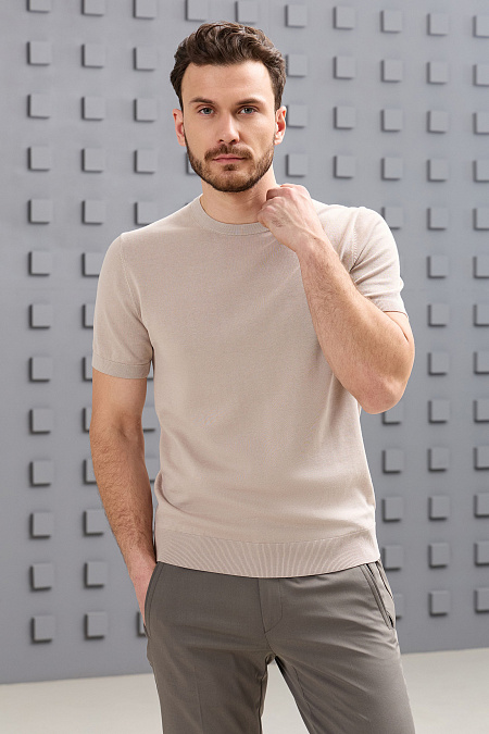 Джемпер с коротким рукавом из смеси хлопка, шелка и льна бежевый  для мужчин бренда Meucci (Италия), арт. MEU-2615/DQSS89 - фото. Цвет: Светло-бежевый. Купить в интернет-магазине https://shop.meucci.ru
