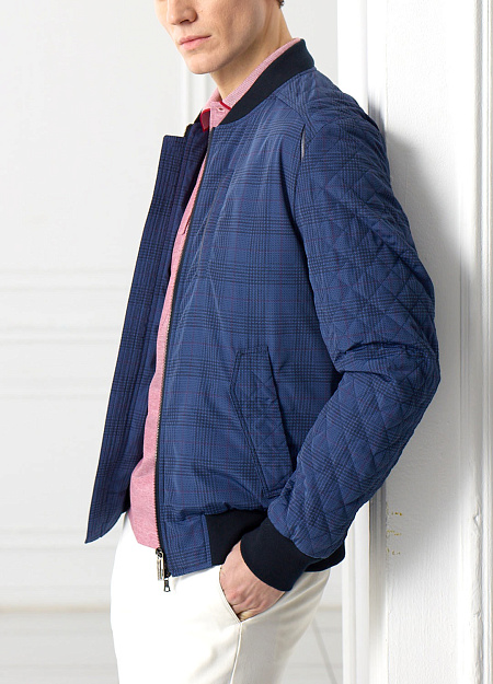 Стеганая куртка-бомбер для мужчин бренда Meucci (Италия), арт. 5345 - фото. Цвет: Синий в клетку. Купить в интернет-магазине https://shop.meucci.ru
