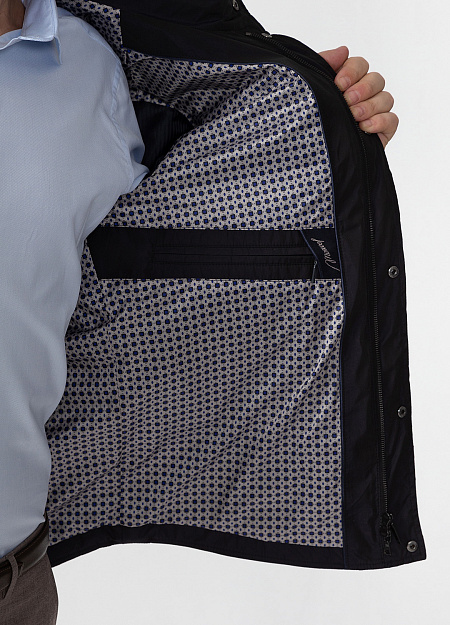 Куртка демисезонная темно-фиолетового цвета для мужчин бренда Meucci (Италия), арт. 32211 - фото. Цвет: Темно-синий с фиолетовым отливом. Купить в интернет-магазине https://shop.meucci.ru
