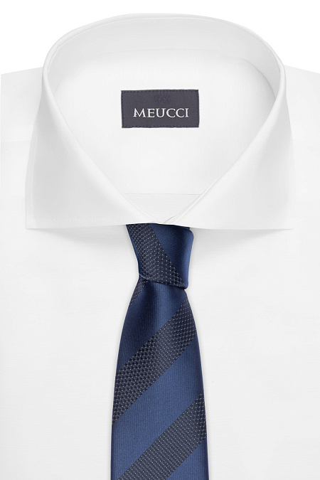 Синий галстук в полоску для мужчин бренда Meucci (Италия), арт. 03202006-72 - фото. Цвет: Синий в полоску. Купить в интернет-магазине https://shop.meucci.ru
