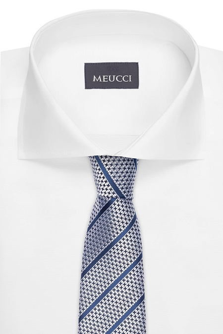 Синий галстук в полоску для мужчин бренда Meucci (Италия), арт. 03202006-22 - фото. Цвет: Синий в полоску. Купить в интернет-магазине https://shop.meucci.ru
