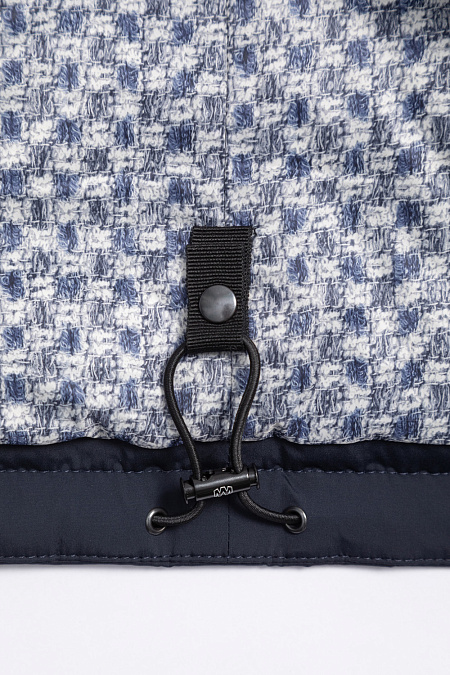 Короткий стеганый пуховик с капюшоном с меховой опушкой для мужчин бренда Meucci (Италия), арт. 8216 - фото. Цвет: Темно-синий. Купить в интернет-магазине https://shop.meucci.ru
