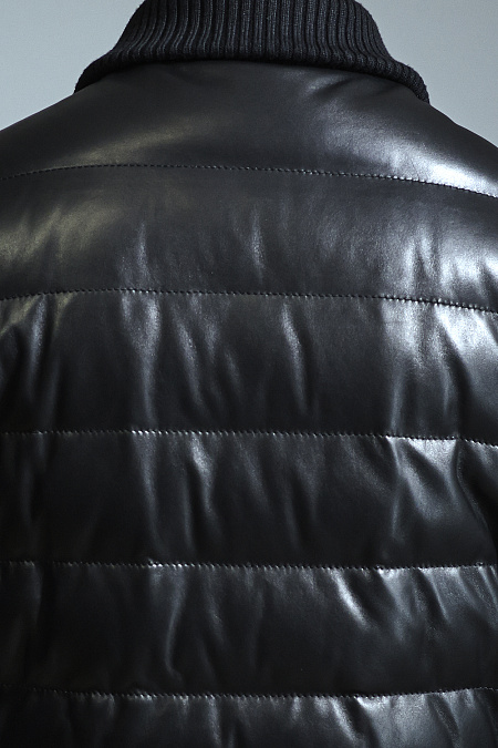 Черный пуховик из натуральной кожи для мужчин бренда Meucci (Италия), арт. 7404/2 - фото. Цвет: Черный. Купить в интернет-магазине https://shop.meucci.ru
