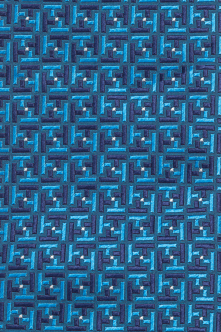 Ярко-синий галстук с орнаментом для мужчин бренда Meucci (Италия), арт. 8225/1 - фото. Цвет: Синий с рисунком. Купить в интернет-магазине https://shop.meucci.ru
