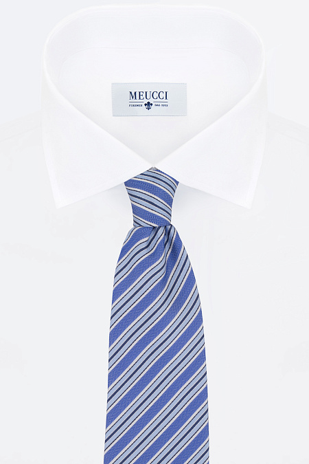 Синий галстук в контрастную косую полоску для мужчин бренда Meucci (Италия), арт. 7217/2 - фото. Цвет: Синий/Белый. Купить в интернет-магазине https://shop.meucci.ru
