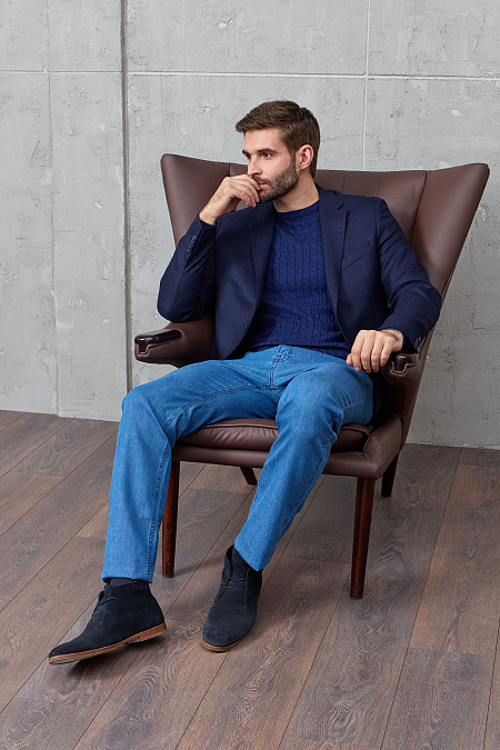 Мужские брендовые легкие джинсы светло-синего цвета  арт. LUEC REG 2521 Meucci (Италия) - фото. Цвет: светло-синий. Купить в интернет-магазине https://shop.meucci.ru
