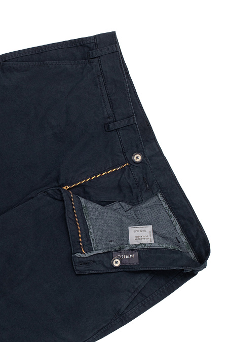 Мужские брендовые брюки тёмно-синего цвета в стиле casual арт. 1350/02561/503 Meucci (Италия) - фото. Цвет: Тёмно-синий. Купить в интернет-магазине https://shop.meucci.ru
